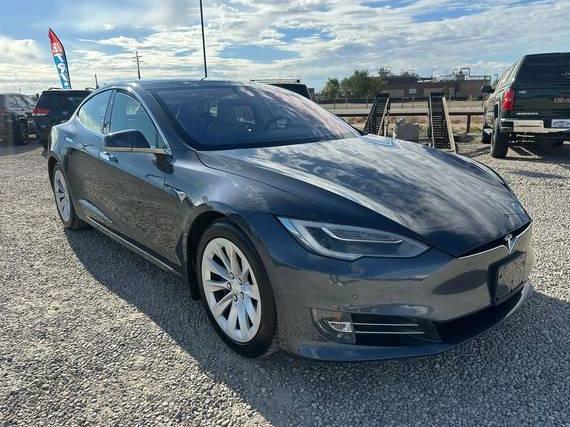TESLA MODEL S 2017 5YJSA1E20HF211394 image